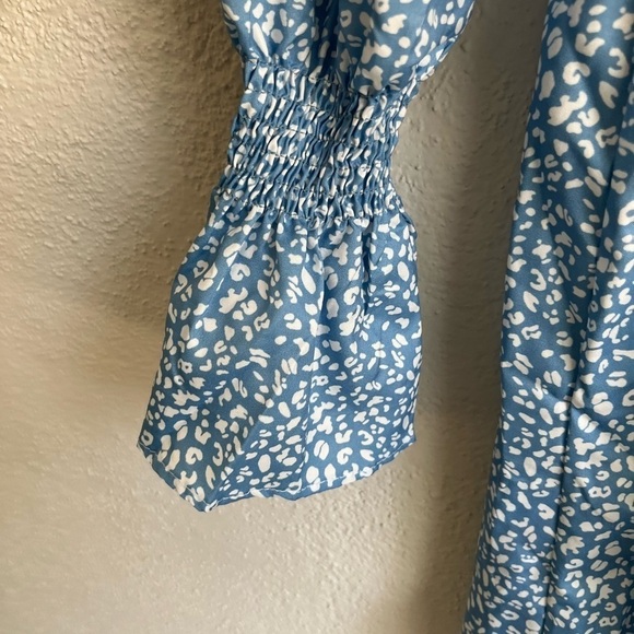 CHRL Chrl Chrltte Wmn Blu Ruffle-Accent LS A-Ln Drs - Picture 7 of 8